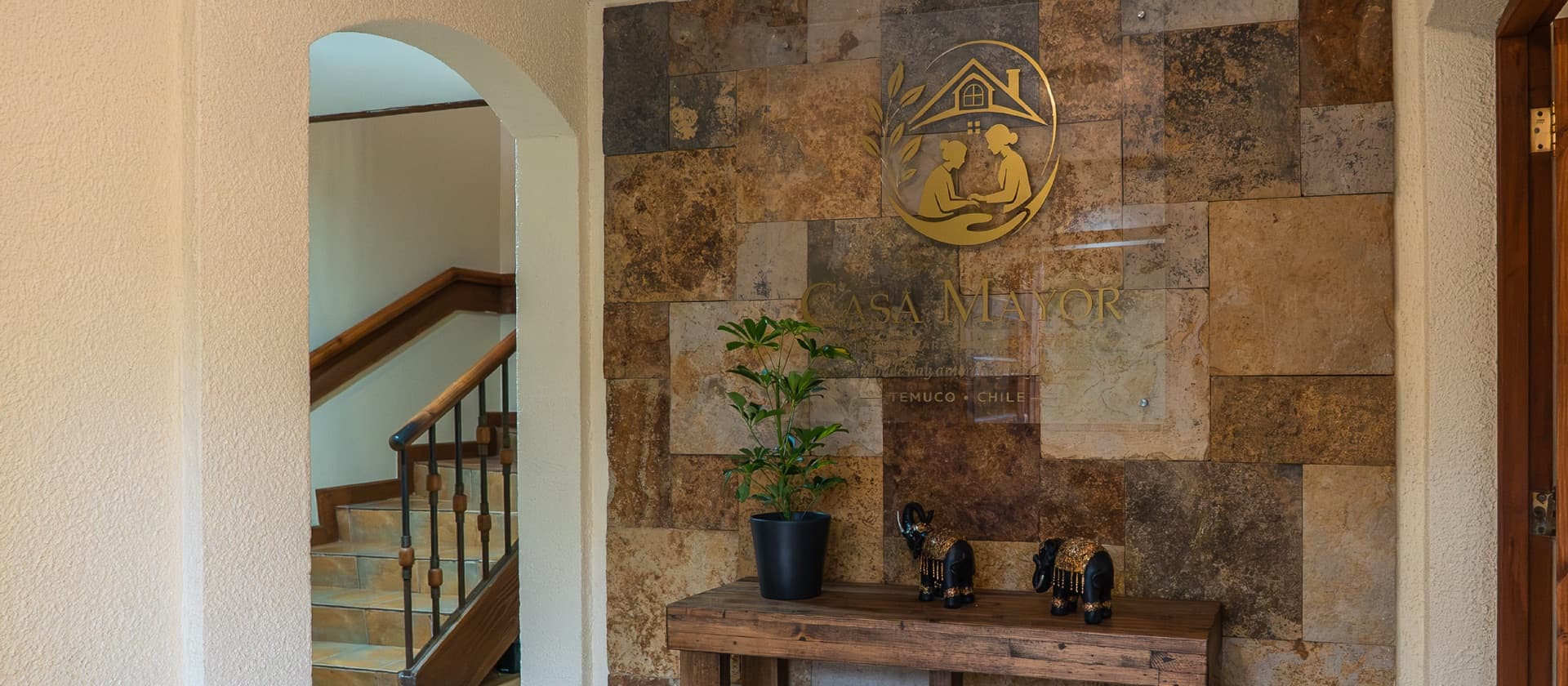 Entrada de Casa Mayor en Temuco
